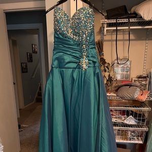Prom/ Pageant Gown